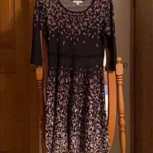 3/4 sleeve comfy knit dress.